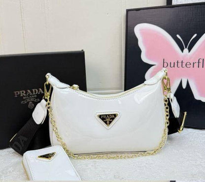 Prada
24 cm 
with box 
80 dhs✅

Zain17
♥️♥️♥️