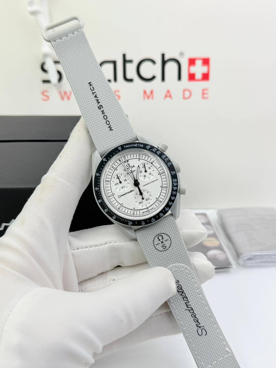 Swatch Omega
offer  
90 dhs💓  
with box

Zain85
♥️♥️♥️