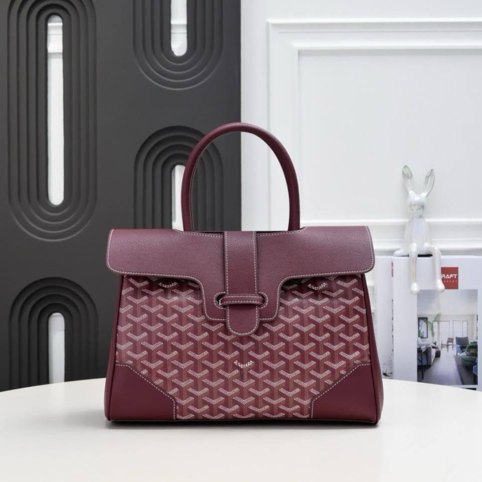 LV - Celine - Goyard - Chanel
Master ++++
For Price 👇 WTSP Text Zain 0568585901

Zain111
♥️♥️♥️