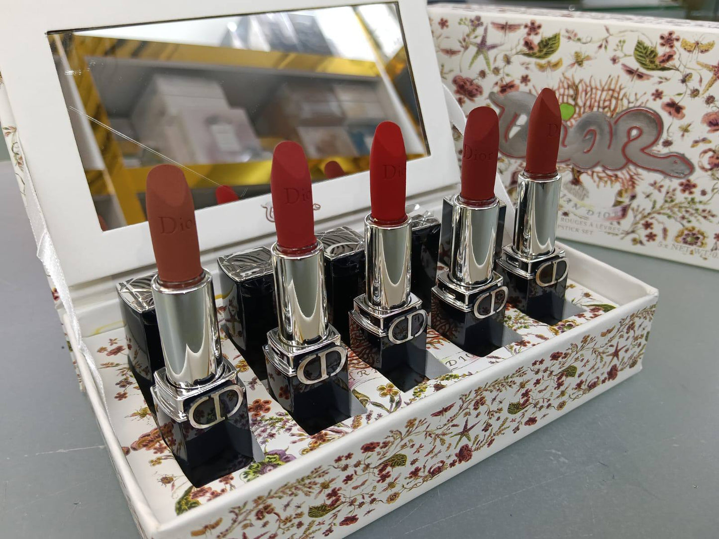 Update Master
40 dhs❣️

Zain01
♥️♥️♥️