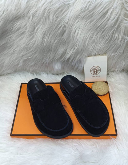 Hermes
QUALITY…master🤗
SIZE  ……… 36-42🥳
340 dhs🪙🖤

Zain119
♥️♥️♥️