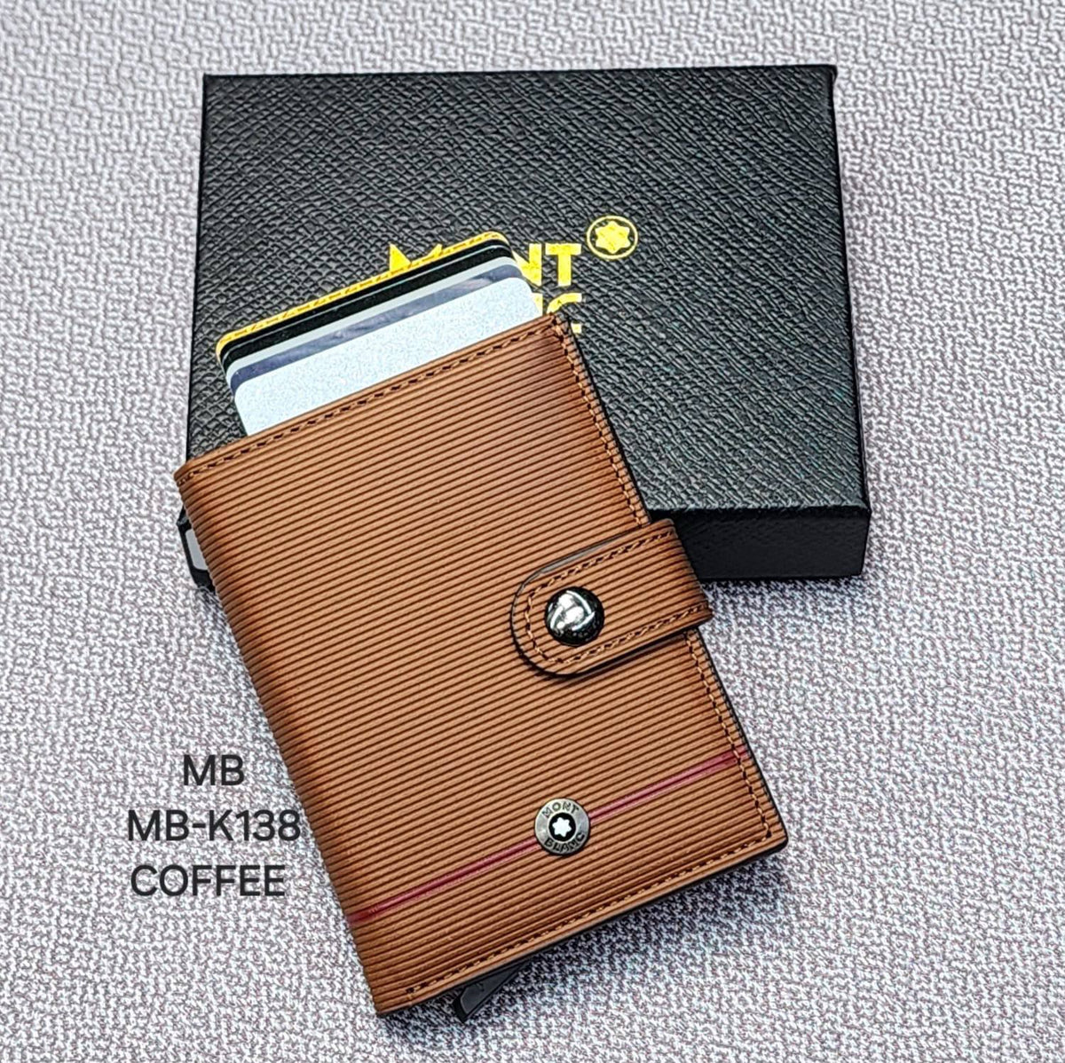 Wallets

Good quality 
70 dhs🇦🇪🇦🇪

Zain182
♥️♥️♥️