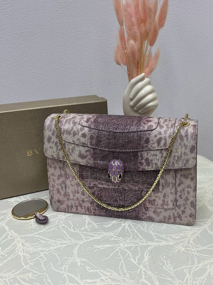 BVLGARI ✨💕✨
New collection ✨✨✨
SuperMaster Quality 🔥🔥
Available Now ❤️❤️❤️
For Price 👇 WhatsApp✅
0568585901 
0507557372
0552275751 Owner Zain 👌

Zain252
♥️♥️♥️