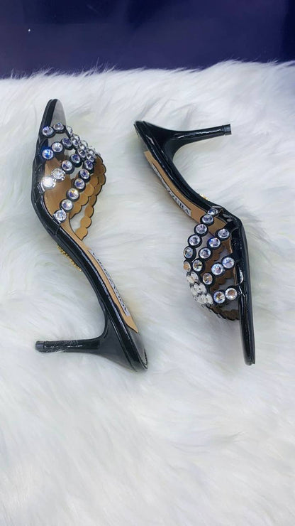 OFFER 😍
Limit Stock ⛔️⛔️
150 dhs🪙🌺
    Size 36-41 available 

Zain88
♥️♥️♥️