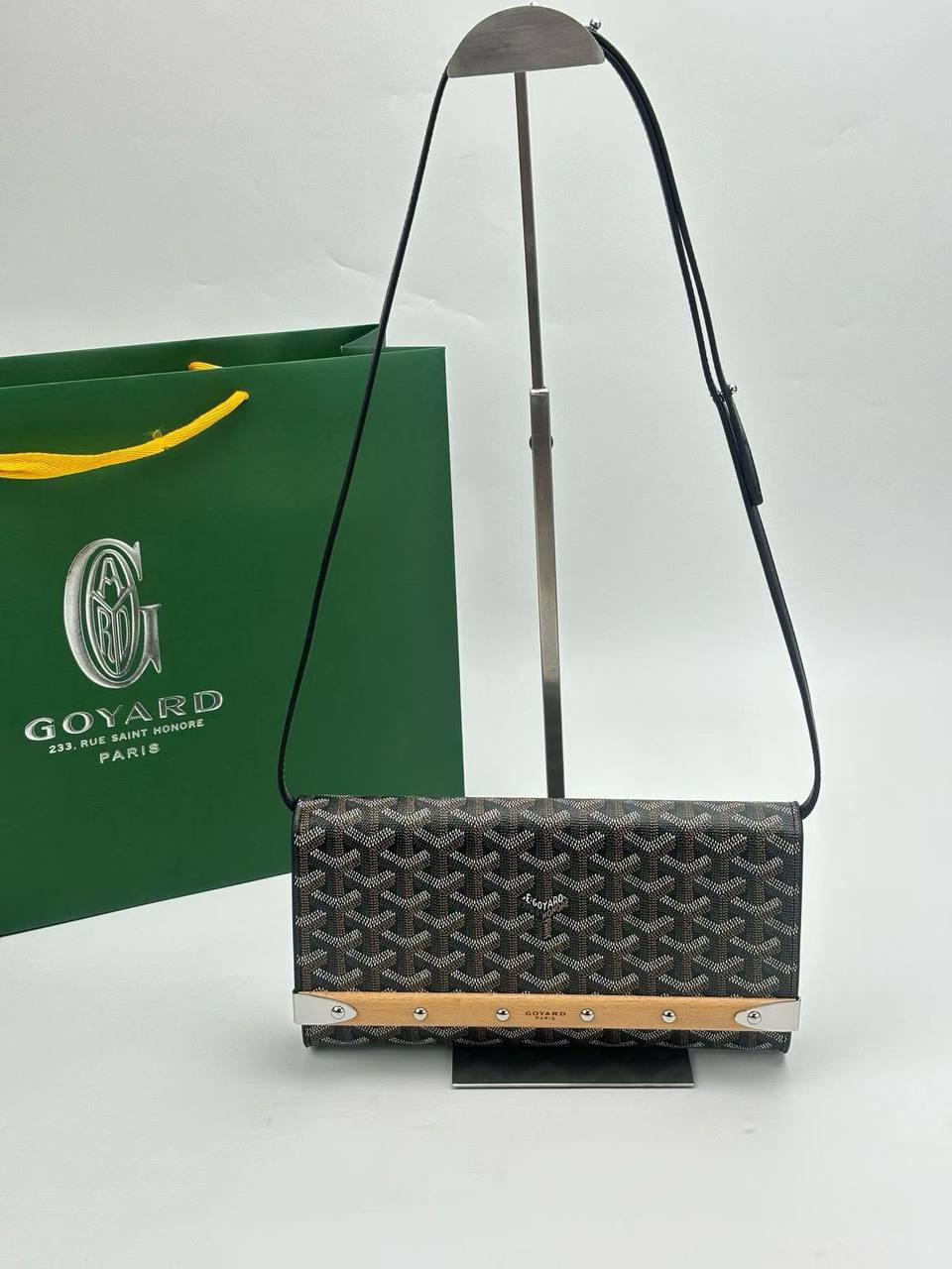 Goyard
Master💓💓💓
250 dhs✅

Zain153
♥️♥️♥️