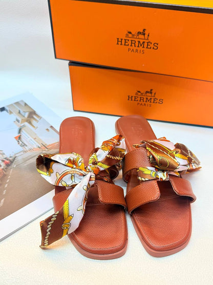 Hermes 
Size 36to41
70 dhs🪙🖤

Zain236
♥️♥️♥️