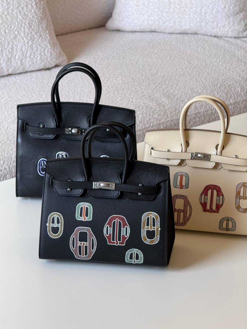 Hermes birkin 25cm💕master quality😍

with box❤️
🎁🎁🎁

880 dhs🪙🖤🇦🇪

Zain52
♥️♥️♥️