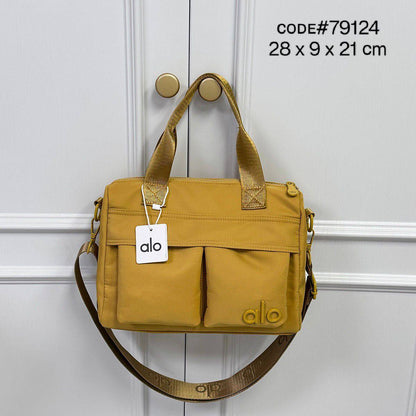 Alo Handle Bag
ʜᴀɴᴅʟᴇ ᴄʀᴏssʙᴏᴅʏ
ᴢɪᴘᴘᴇʀ ᴛʏᴘᴇ
ғᴀʙʀɪᴄ ᴍᴀᴛᴇʀɪᴀʟ
ᴡɪᴛʜ ᴛʀɪᴍ ʟᴏɴɢ sᴛʀᴀᴘ
ʟᴀʀɢᴇ sɪᴢᴇ : 28 cm

75 dhs✅

Zain31
♥️♥️♥️