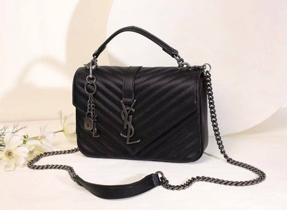 YSL 

RESTOCK GOOD QUALITY 
WITH BOX 
🎁🎁🎁

110 dhs❣️

Zain39
♥️♥️♥️