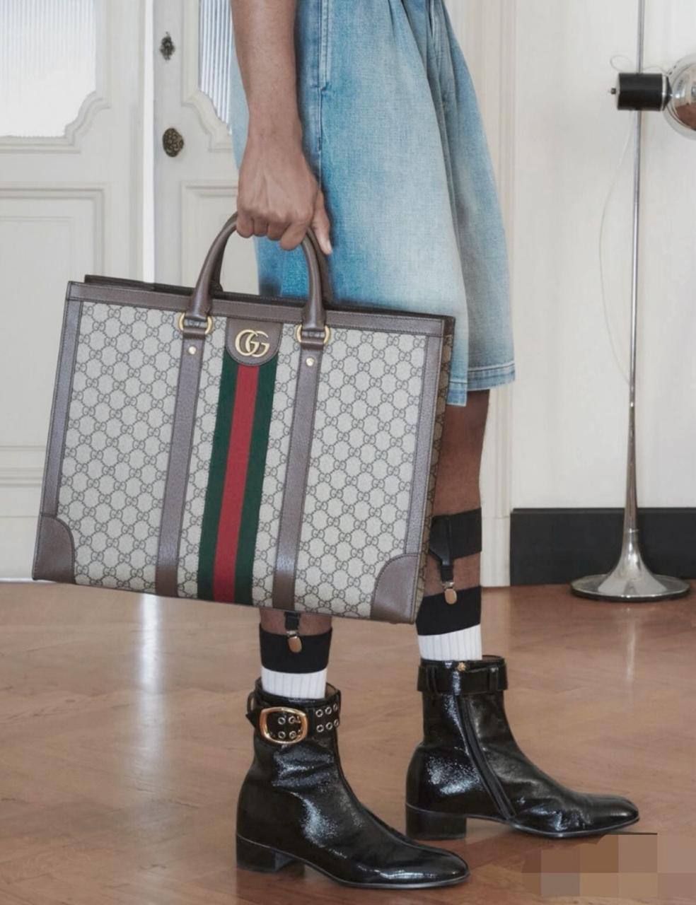 GUCCI 

NEW CAME 

GOOD QUALITY 

100  DHS🇦🇪🇦🇪🇦🇪
Zain17
Zain295
♥️♥️♥️