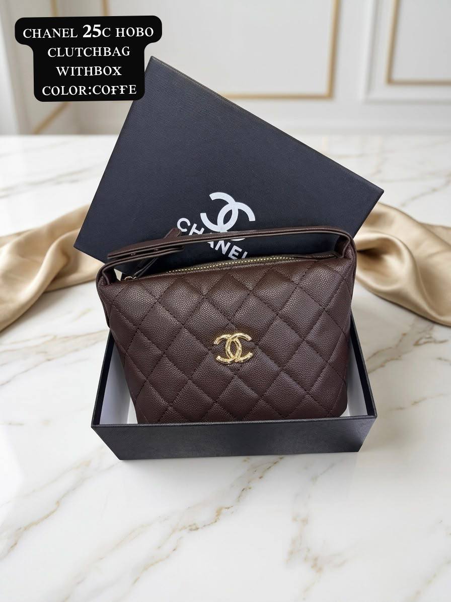 Chanel 𝟐𝟓ᴄ ʜᴏʙᴏ sᴍᴀʟʟ
 ᴄʟᴜᴛᴄʜ ʙᴀɢ  ʟᴏɴɢ ᴄʜᴀɪɴ
ɢᴏʟᴅ ʜᴀʀᴅᴡᴀʀᴇ
ᴛᴏᴘ ʜᴀɴᴅʟᴇ ᴇʟᴇɢᴀɴᴄᴇ
ᴡɪᴛʜʙᴏx🎁🎁🎁

ᴄᴀᴠɪᴀʀ ᴍᴀᴛᴇʀɪᴀʟ
95 dhs✅

Zain56
♥️♥️♥️