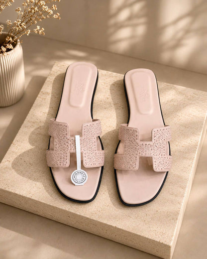 HERMES
💎 _*SUPER MASTER*_ 💎
Size 37 To 41*_ ✨

450 dhs✅

Zain291
♥️♥️♥️