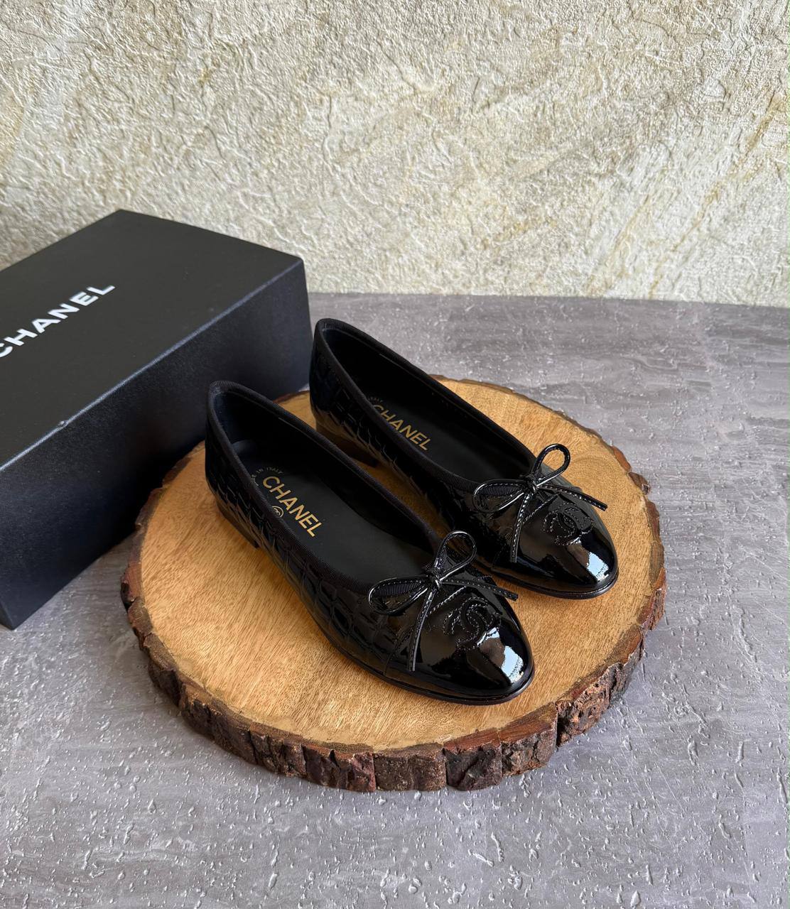 CHANEL 💫😍
SuperMaster Quality 💯
450 dhs✅
Size: 36-41 💥

Zain171
♥️♥️♥️