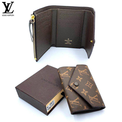 LV 
women's Wallet
35 dhs🪙🌨️

with Box
🎁🎁🎁

Zain50
♥️♥️♥️