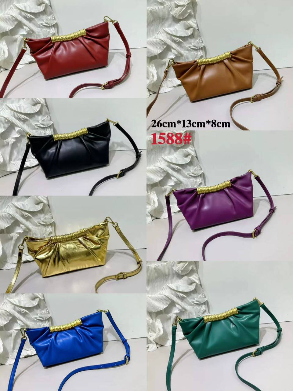 BOTTEGA 
GOOD QUALITY
 WITH BOX 
85 dhs💓

Zain295
♥️♥️♥️