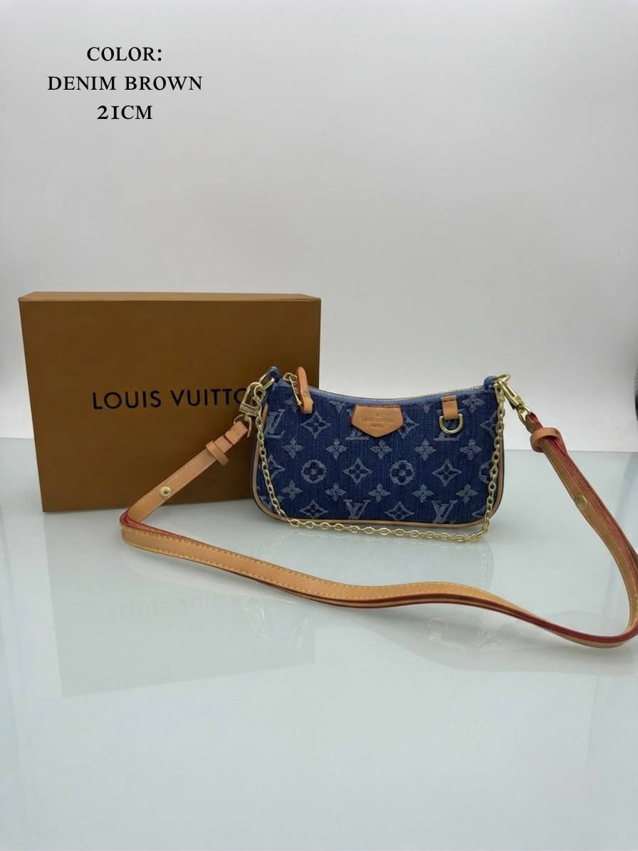 LV ᴇᴍᴘʀᴇɪɴᴛᴇ
sʜᴏᴜʟᴅᴇʀ ʙᴀɢ /ʟᴏɴɢ sᴛʀᴀᴘ
ɢᴏʟᴅʜᴀʀᴅᴡᴀʀᴇ 
ᴡɪᴛʜʙᴏx
ʟᴇᴀᴛʜᴇʀ
sɪᴢᴇ:21ᴄᴍ
95 dhs🇦🇪🇦🇪

Zain56
♥️♥️♥️
