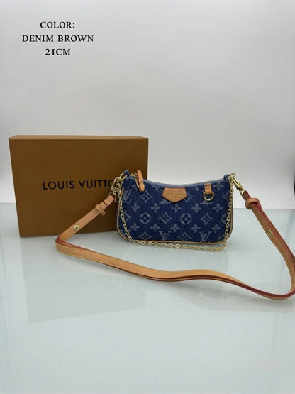 LV ᴇᴍᴘʀᴇɪɴᴛᴇ
sʜᴏᴜʟᴅᴇʀ ʙᴀɢ /ʟᴏɴɢ sᴛʀᴀᴘ
ɢᴏʟᴅʜᴀʀᴅᴡᴀʀᴇ 
ᴡɪᴛʜʙᴏx
ʟᴇᴀᴛʜᴇʀ
sɪᴢᴇ:21ᴄᴍ
95 dhs🇦🇪🇦🇪

Zain56
♥️♥️♥️