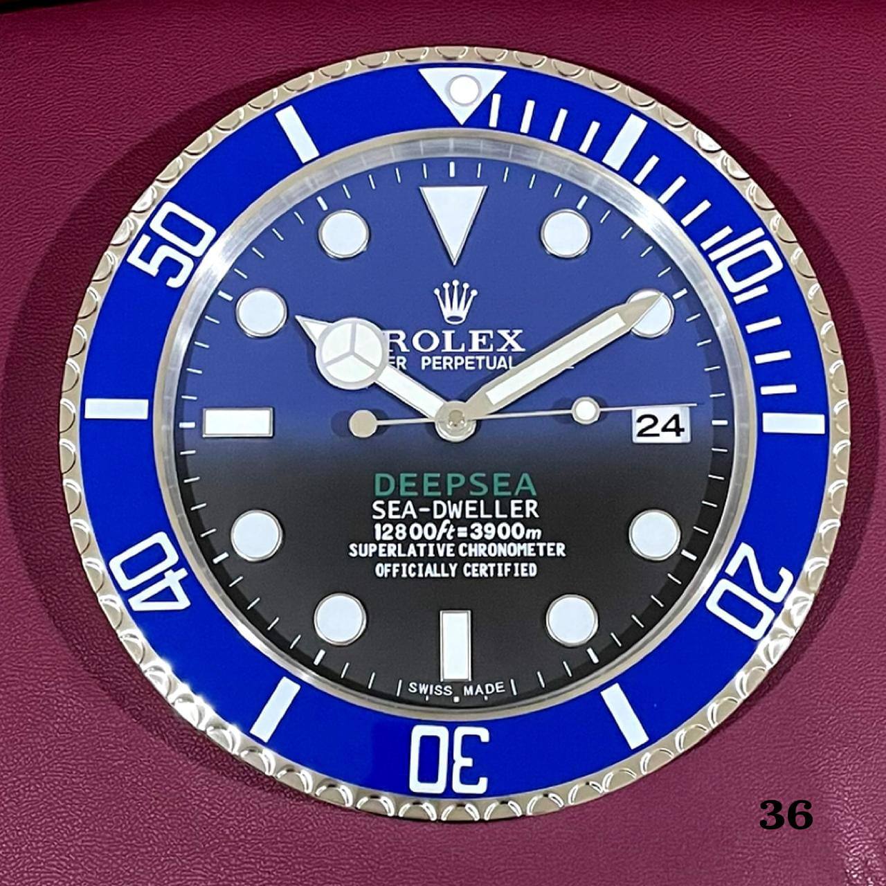 ROLEX WALL CLOCK GOOD QUALITY BATTERY 33CM

220 dhs🪙🌨️

Zain58
♥️♥️♥️