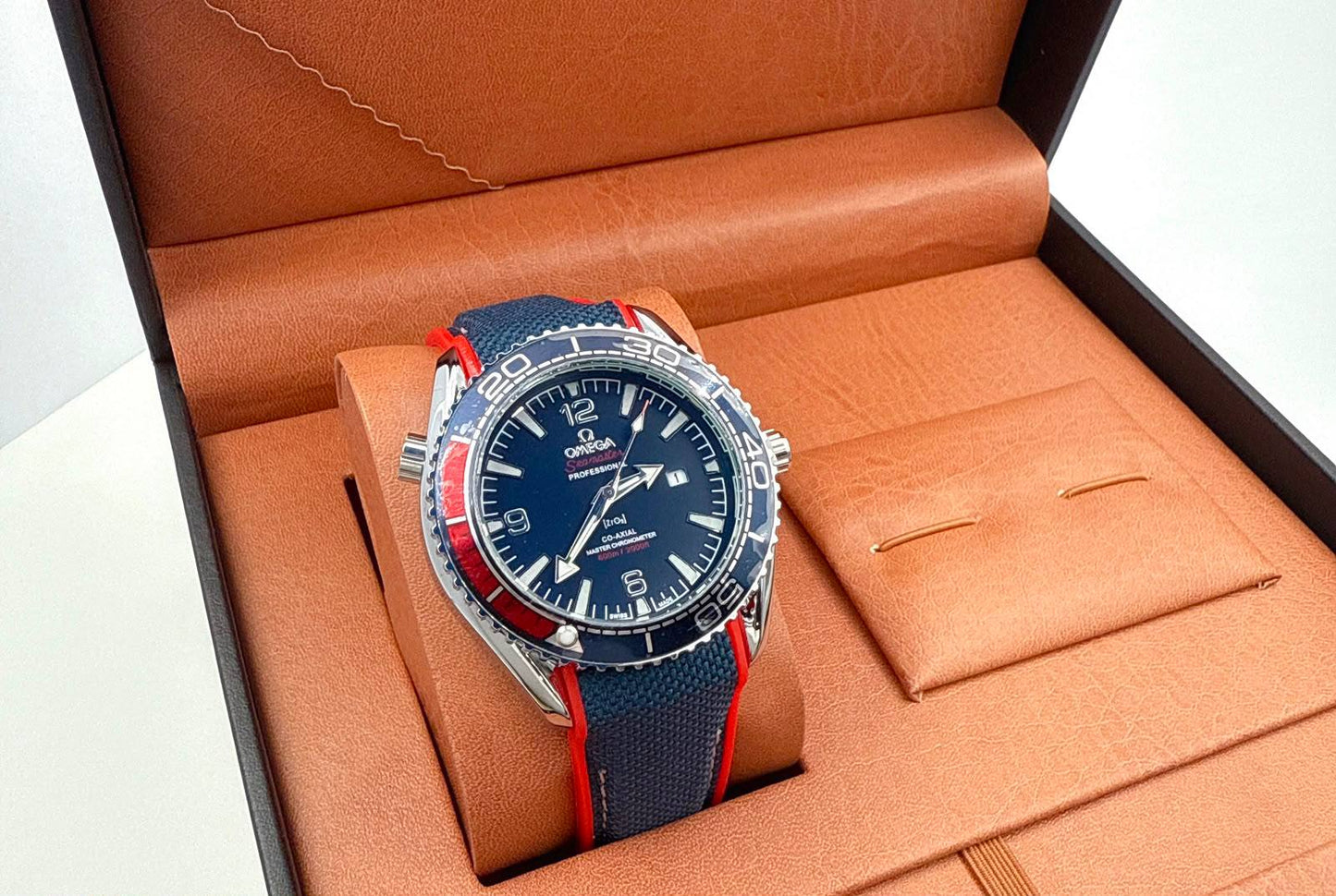 Men’s watch 
55 dhs🇦🇪🇦🇪

Zain45
♥️♥️♥️