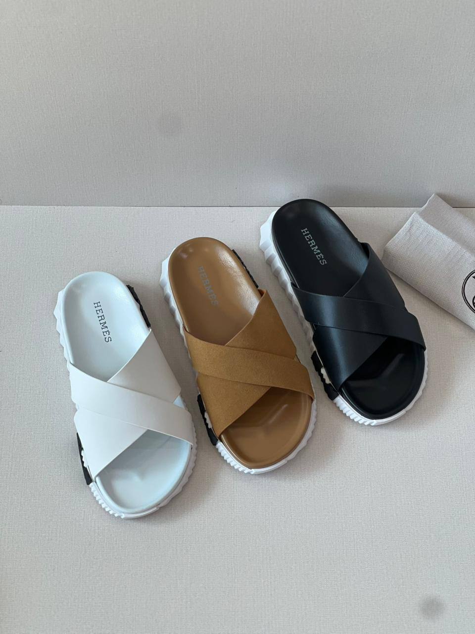 HERMES  
SUPER MASTER ⚡️
40-46
450 dhs🪙🖤

Zain43
♥️♥️♥️