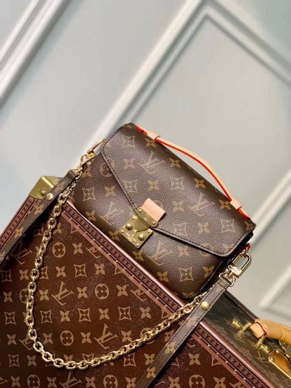 Lv

Withbox

115 dhs🇦🇪🇦🇪

Zain143
♥️♥️♥️