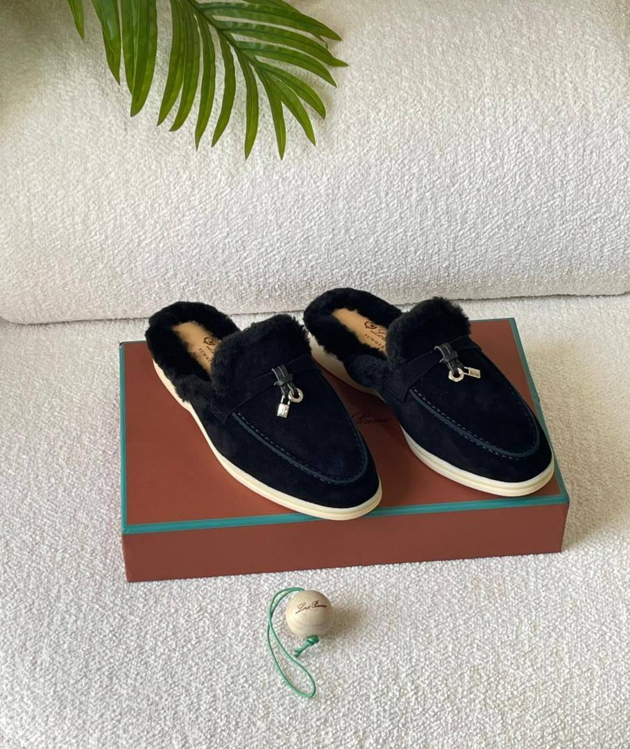 LORO PIANA
SuperMaster Quality 💯
450 dhs🪙🌺

Size: 36-41💥

Zain171
♥️♥️♥️