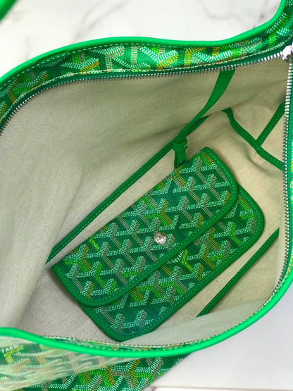 GOYARD 
Hobo Boheme PM Bag✅*
*Size 32 cm*
For Price 👇 WhatsApp✅
0568585901 
0507557372
0552275751 Owner Zain 👌

Zain274
♥️♥️♥️