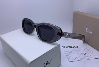 Ladies sunglasses 
70 dhs🇦🇪🇦🇪

Zain126
♥️♥️♥️