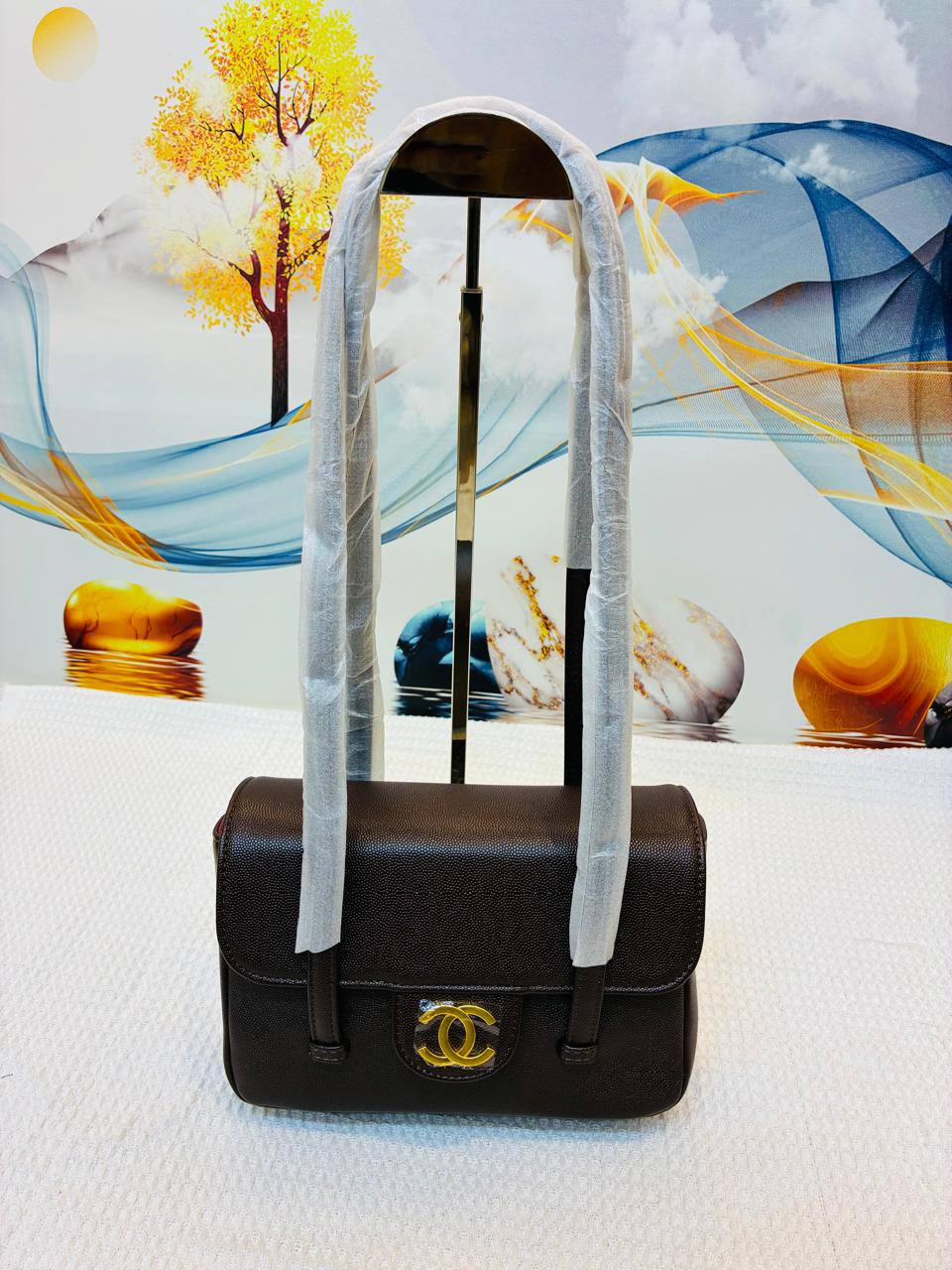 CHANEL

Best quality 
with box

115 dhs🇦🇪🇦🇪

size 23CM

Zain290
♥️♥️♥️