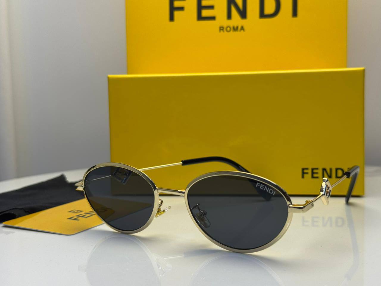 Miu Miu - Fendi - LV
65 dhs✅

Zain182
♥️♥️♥️