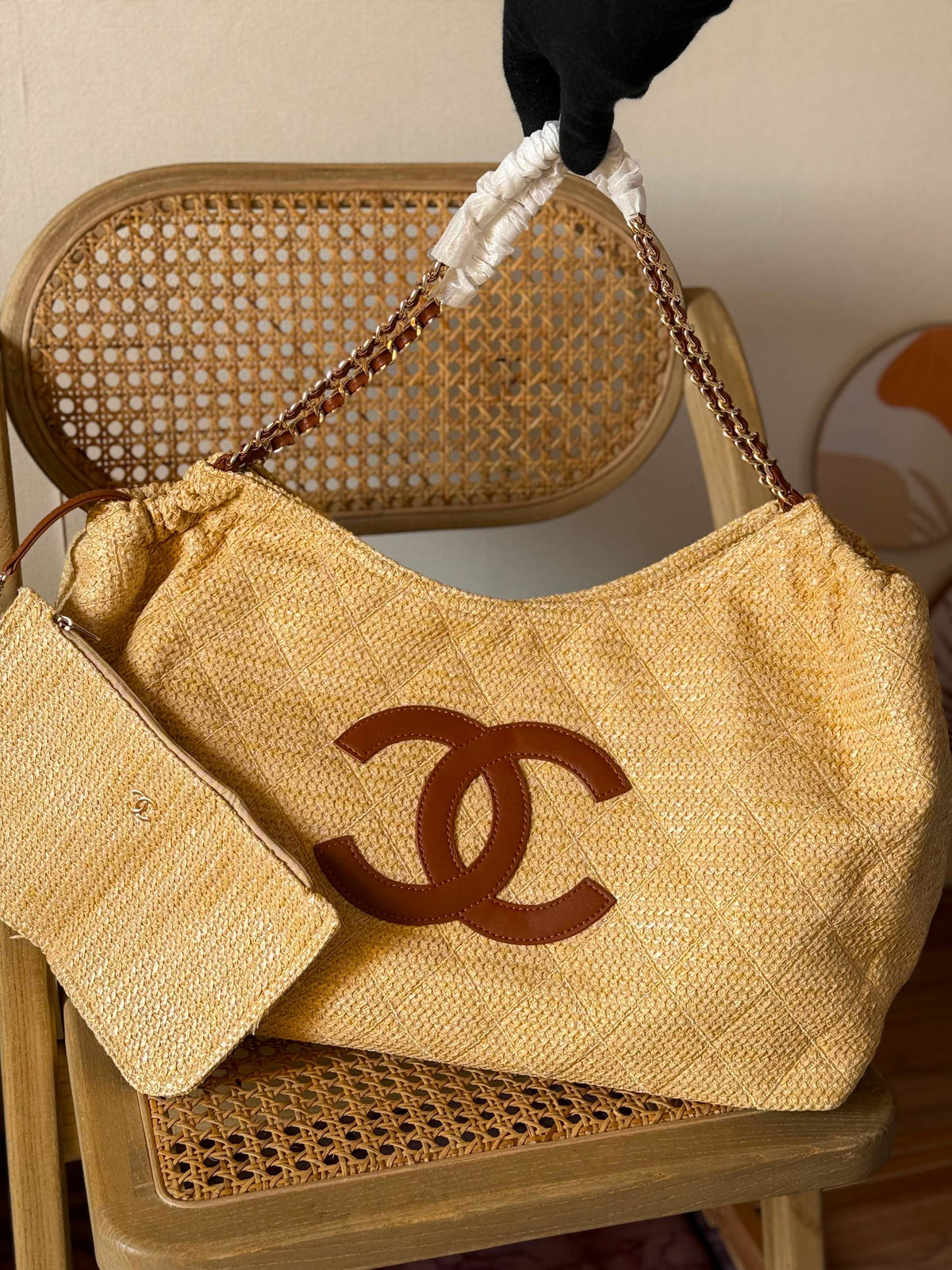 New Collection✨✨✨
CHANEL
41cm
340 dhs🇦🇪🇦🇪

MASTER QUALITY
With box🎁

Zain167
♥️♥️♥️🇦🇪