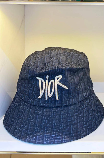 BUCKET HAT 

FREE SIZE 
70 dhs🇦🇪🇦🇪🇦🇪

Zain88
♥️♥️♥️