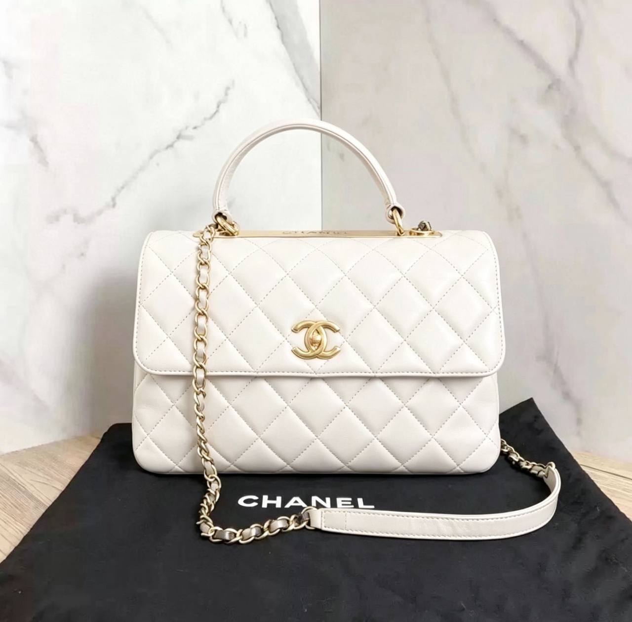 CHANEL
 GOOD QUALITY
110 dhs✅

Zain295
♥️♥️♥️