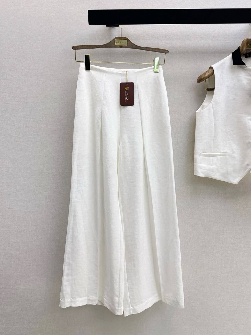 LORO PIANA
Women’s Linen Set 
Master Quality 
SMLXL
480 dhs💛

Zain276
♥️♥️♥️