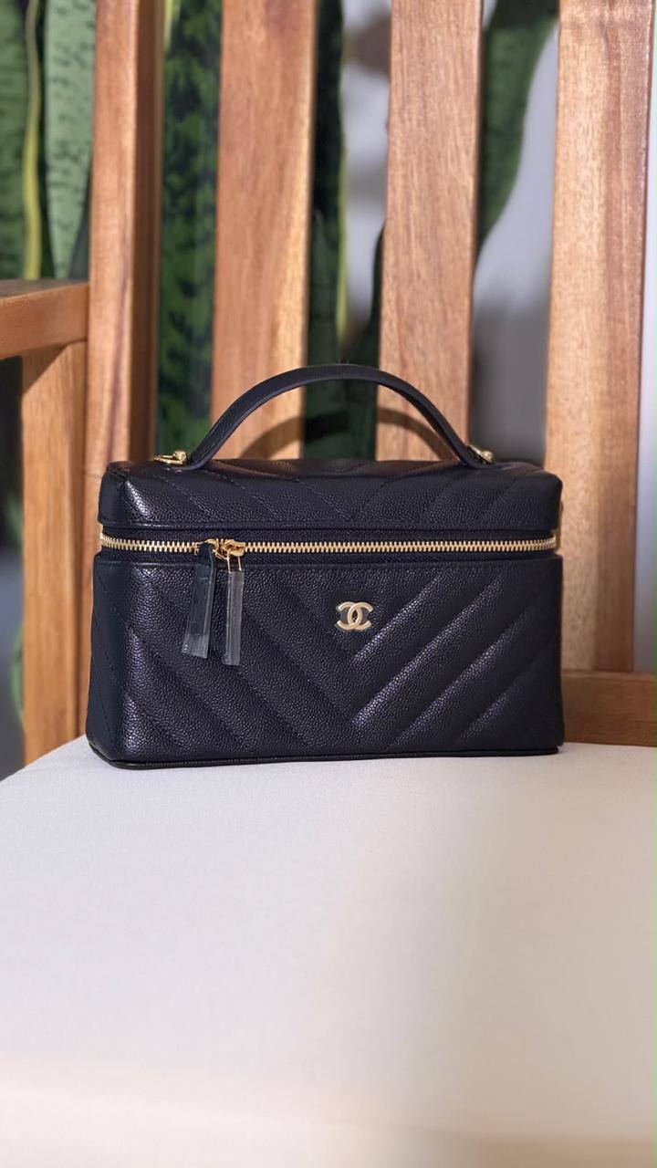 Bags
Super Master Quality ⚡️
Original Packing 🎁
Size 20&25 CM📏
For Price 👇 WhatsApp✅
0568585901 
0507557372
0552275751 Owner Zain 👌

Zain321
♥️♥️♥️