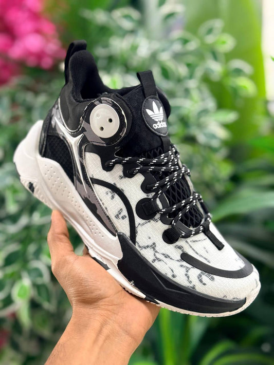 New Stock
Size 39-45       
90 dhs✅

Zain163
♥️♥️♥️