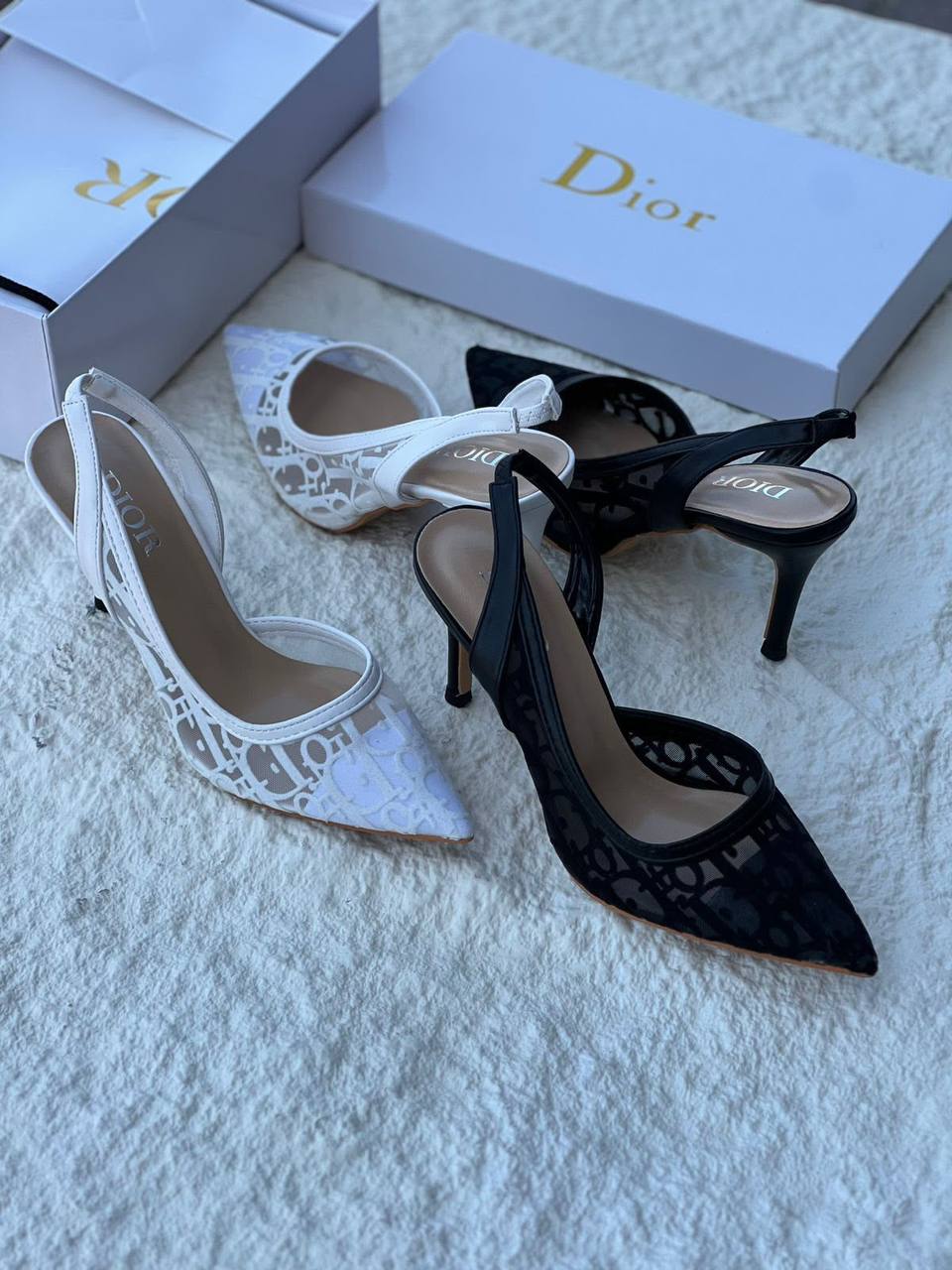 Dior -𝟕𝐂𝐌
💯high quality
Size 36-37-38-39-40-41

110 dhs✅

Zain86
♥️♥️♥️