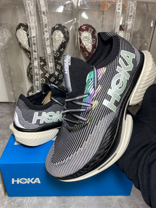 Hoka Cielo X1 ‘black’🖤
40-45 AVAILABLE🤩
210 dhs🪙💕

Zain242
♥️♥️♥️