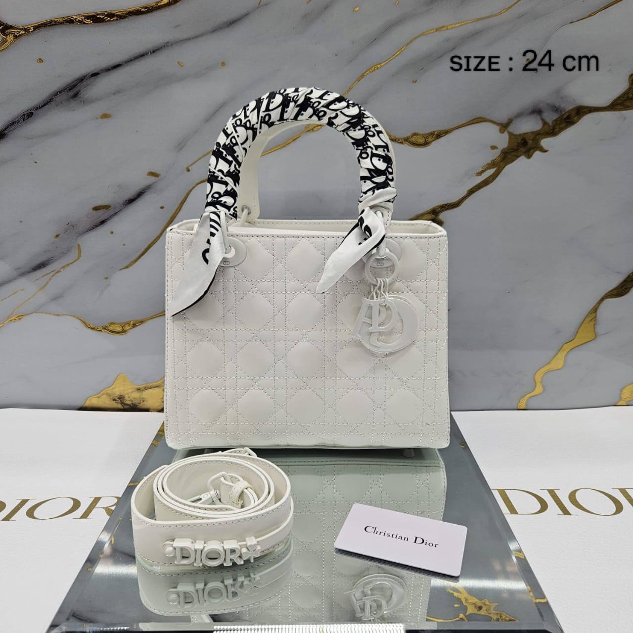 Dior
ᴍᴀᴛᴛᴇ ʟᴇᴀᴛʜᴇʀ ᴍᴀᴛᴇʀɪᴀʟ
ᴡɪᴛʜ ᴛᴡɪʟʟʏ ɪɴᴄʟᴜᴅᴇ
sɪᴢᴇ: 24 cm
ᴡɪᴛʜ BOX
🎁🎁🎁

110 dhs🪙💕

Zain31
♥️♥️♥️