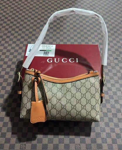 Gucci
withbox 
🎁🎁🎁

100 dhs✅

Zain143
♥️♥️♥️