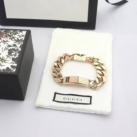 GUCCI 
BRACELET 
UNISEX💫
55 dhs🌺 
WITH BOX AND PAPER BAG 🎁🛍️
80 dhs🌺
WITH GOOD BOX AND PAPER BAG 

Zain89
♥️♥️♥️