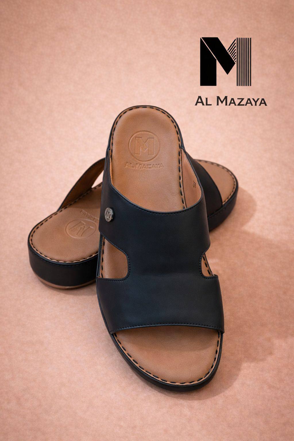 slippers for men good quality  
size available (40to46) 6to12) 

230 dhs🌺

Zain59
♥️♥️♥️