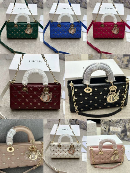 Dior
130 dhs✅
High quality 

with box
🎁🎁🎁

Zain35
♥️♥️♥️