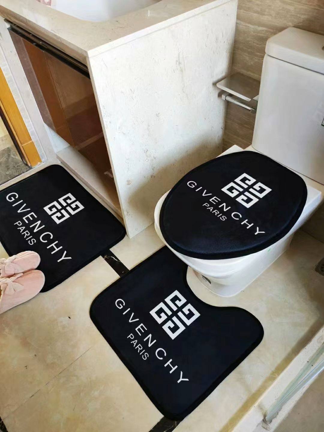 New collection 
Washroom set
3 pcs set
65 dhs🪙🌨️

Zain99
♥️♥️♥️