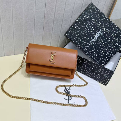 YSL
95 dhs✅
With box

Zain219
♥️♥️♥️