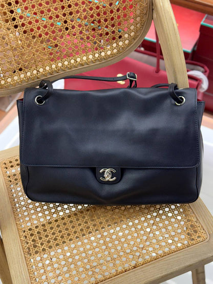 New Collection✨✨✨
CHANEL
35cm
450 dhs✅
*MASTER QUALITY*

Zain167
♥️♥️♥️