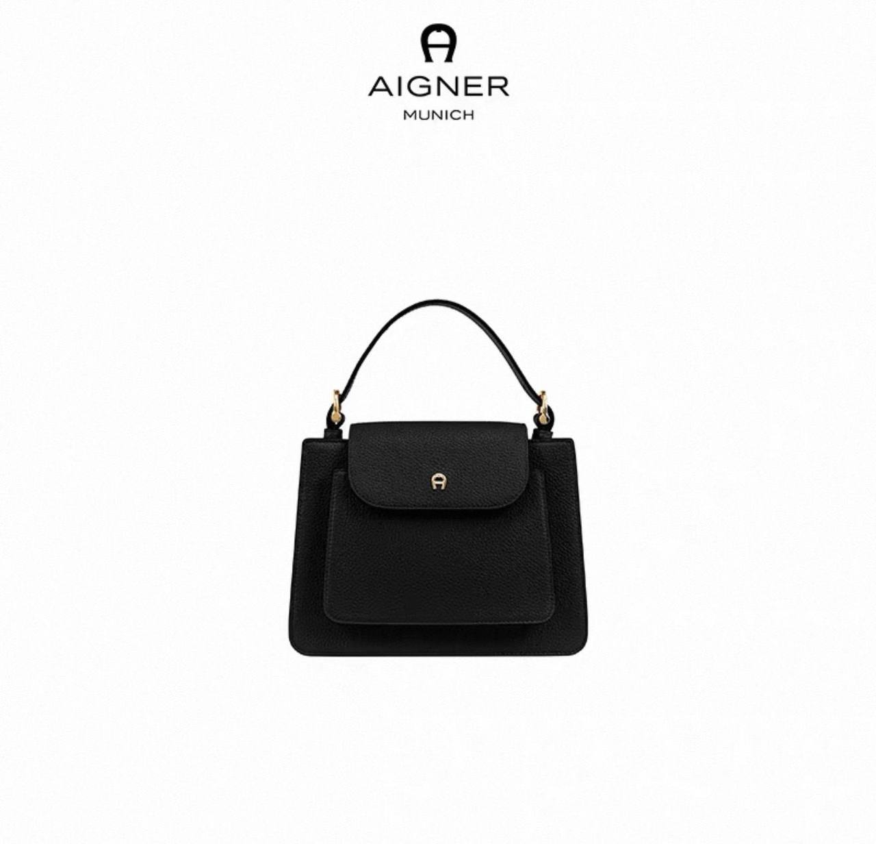 Aigner
100 dhs💓

High-quality 

in box🎁🎁🎁

Zain35
♥️♥️♥️
