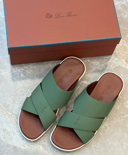 Loro piana 
slippers for men master quality 
290 dhs🌺
size available (40to46) 6to12

Zain59
♥️♥️♥️