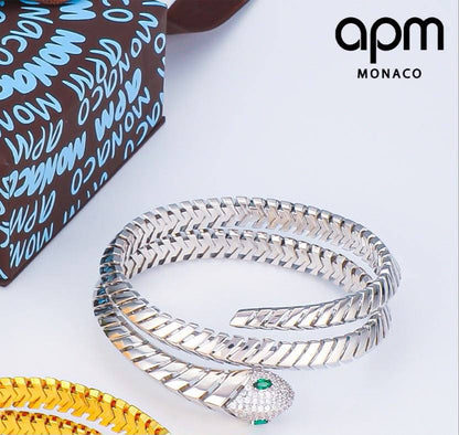 APM Set
Choker 
Earrings 
Bangle 
Ring 💍 
*Master Quality* 🪎

*365 dhs🇦🇪🇦🇪* AED Good box 🗃️

Zain48
♥️♥️♥️