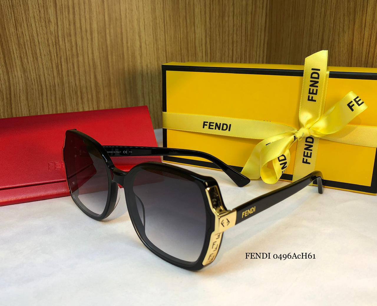 Fendi
master quality 
180 dhs💓

Zain126